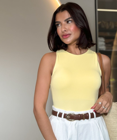 Blusa Lírio Essencial